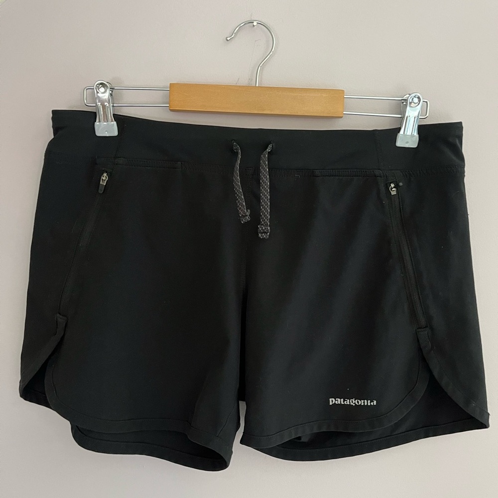 COPY - Patagonia W’s Strider Shorts | Size M
